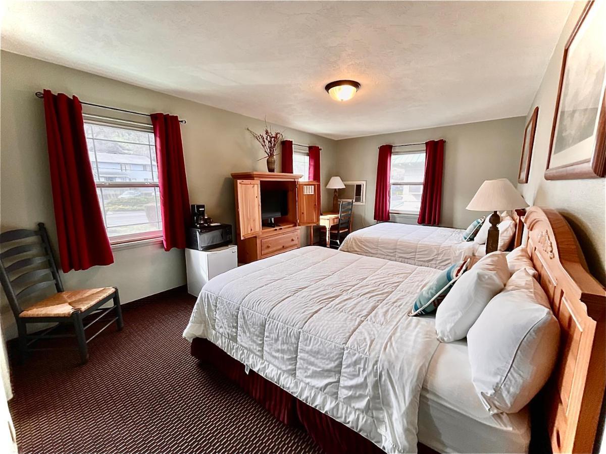 Rugged Country Lodge Пендълтън Екстериор снимка