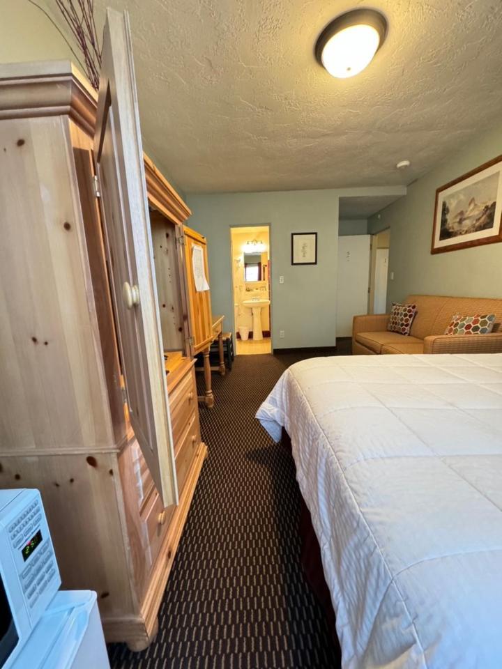 Rugged Country Lodge Пендълтън Екстериор снимка