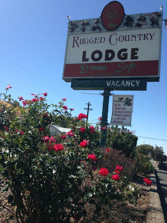 Rugged Country Lodge Пендълтън Екстериор снимка