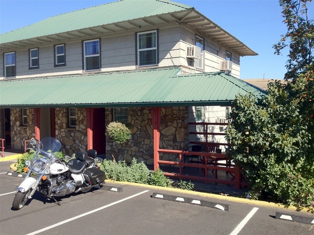 Rugged Country Lodge Пендълтън Екстериор снимка