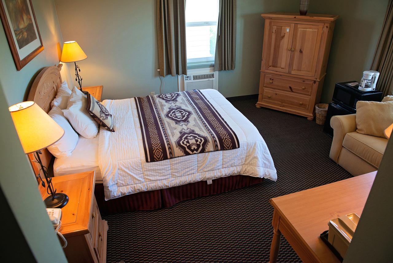 Rugged Country Lodge Пендълтън Екстериор снимка
